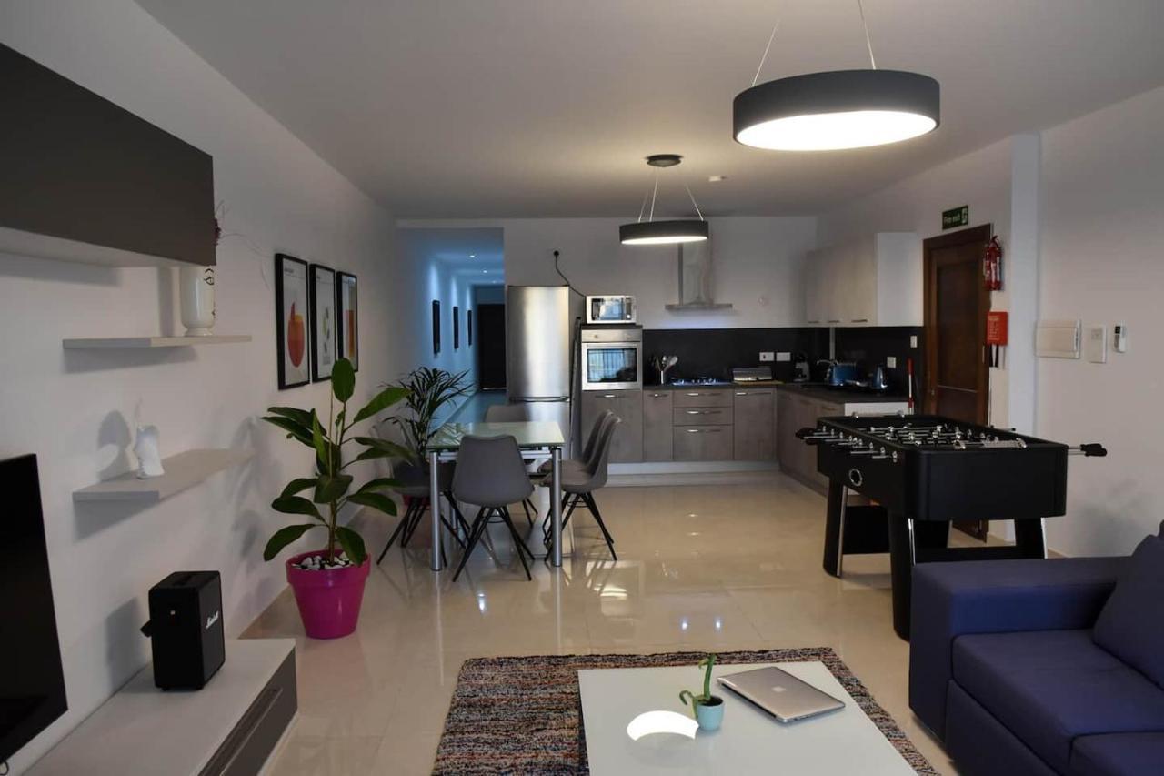 Voguish 3 Bedroom Apartment St. Paul's Bay Exterior foto