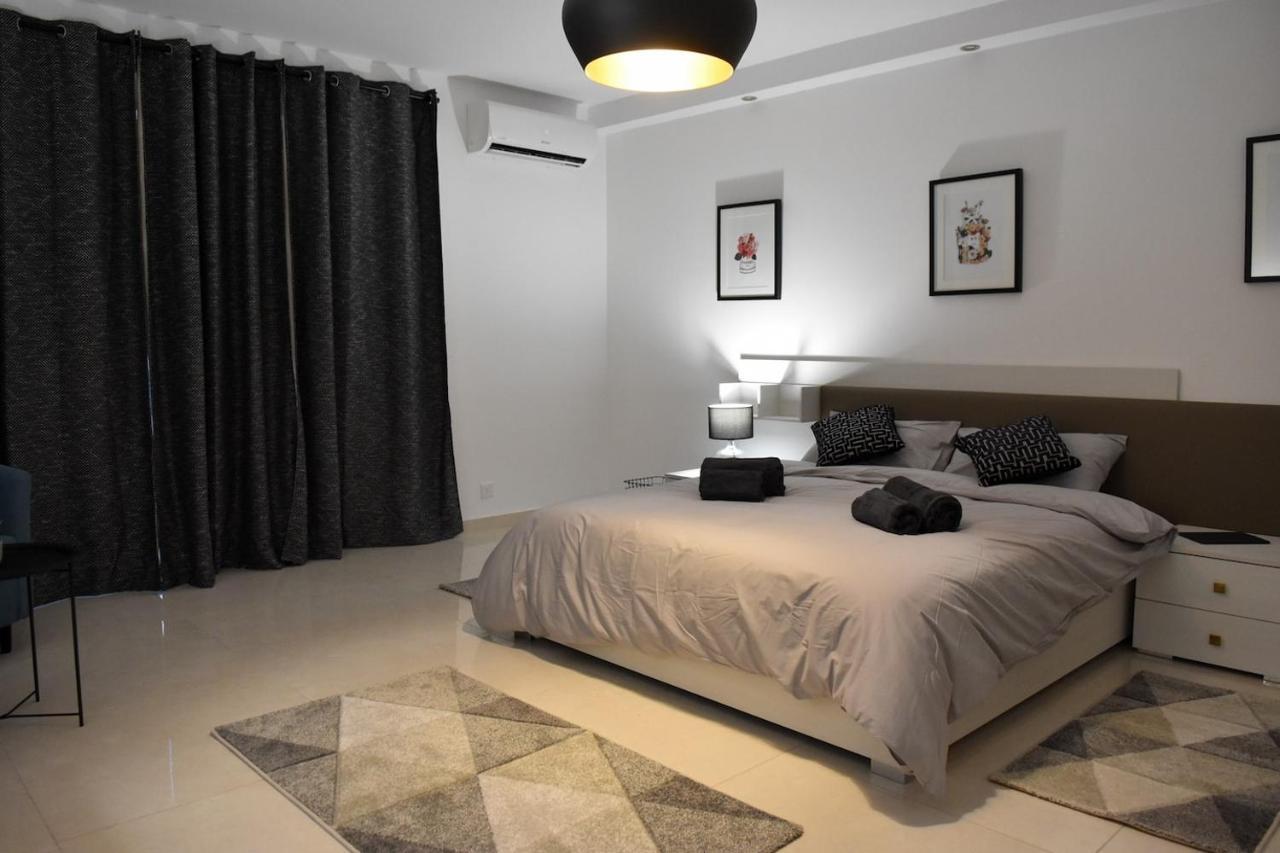 Voguish 3 Bedroom Apartment St. Paul's Bay Exterior foto