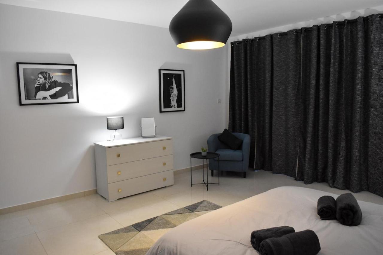 Voguish 3 Bedroom Apartment St. Paul's Bay Exterior foto